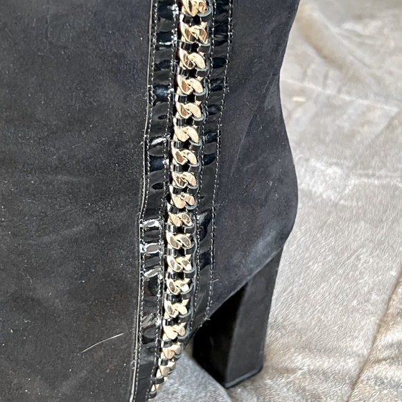 Just Cavalli Ankle Boots - Picture 5 of 7